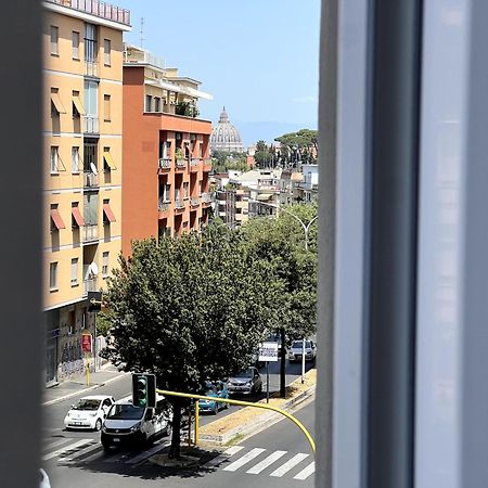 Near Vatican, Irnerio 47 Guest House Rom Exteriör bild